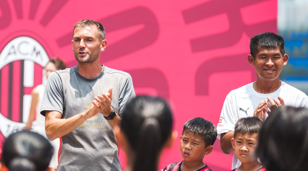 home_coach_photo01